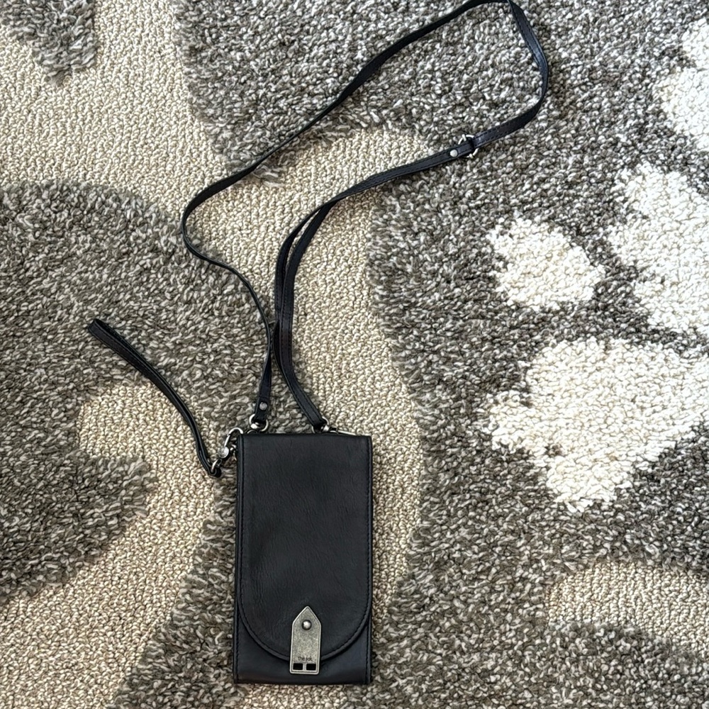 The Sak Small Crossbody Bag/Wristlet. - Picture 11 of 16